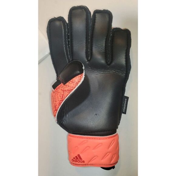 Adidas Fingersave Predator Match Glove  Size 6 LEFT HAND ONLY - Picture 2 of 2